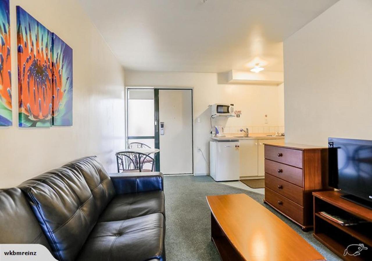 Cherry Tree Lodge Motel Christchurch Bagian luar foto