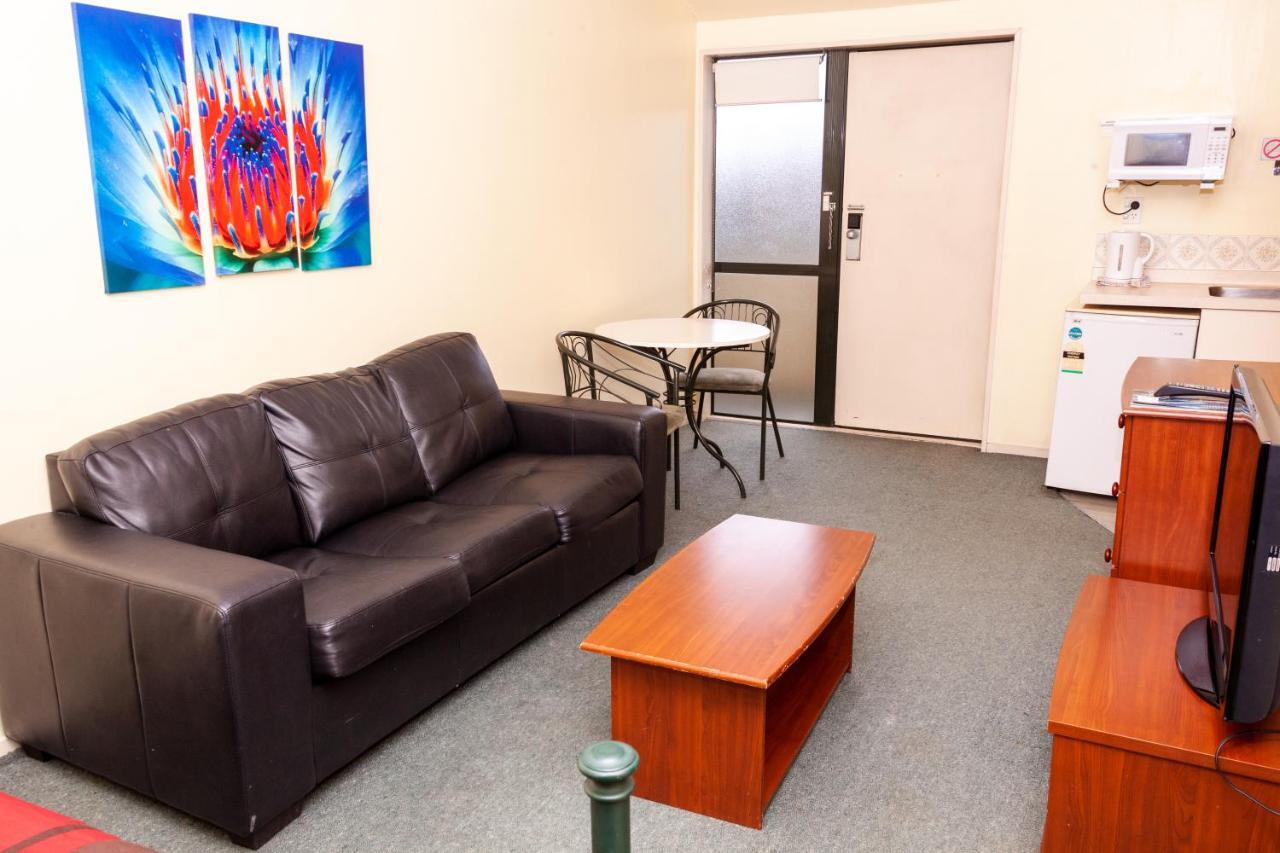 Cherry Tree Lodge Motel Christchurch Bagian luar foto