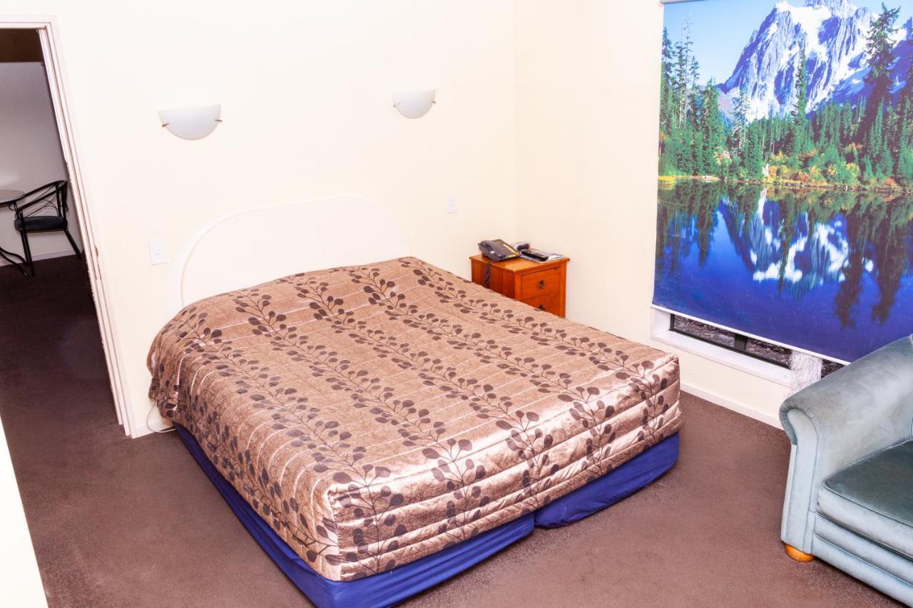 Cherry Tree Lodge Motel Christchurch Bagian luar foto