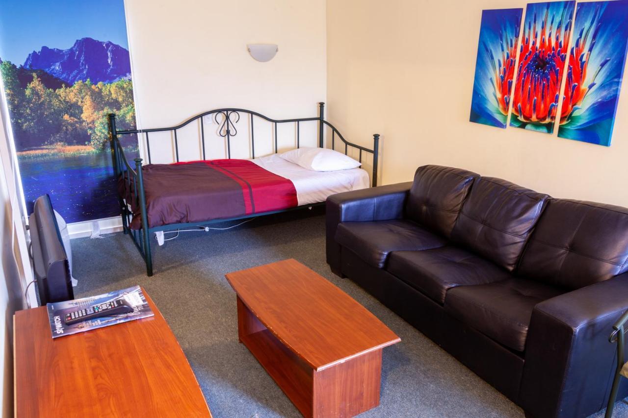 Cherry Tree Lodge Motel Christchurch Bagian luar foto