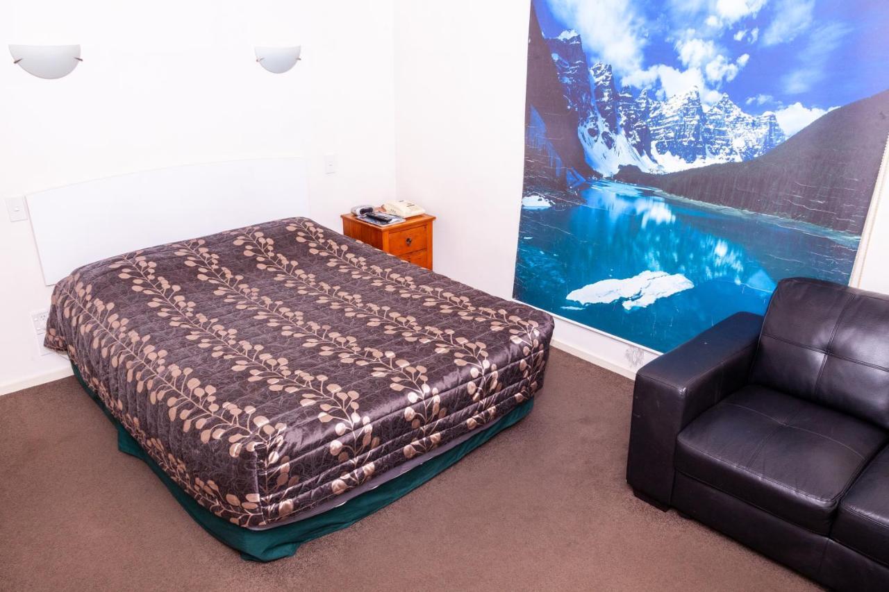 Cherry Tree Lodge Motel Christchurch Bagian luar foto